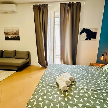 Sicilian Vibes With Guest house